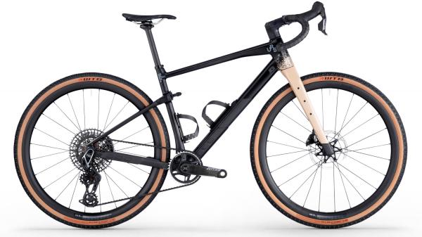 BMC URS 01 ONE Carbon Black / Marrone XS