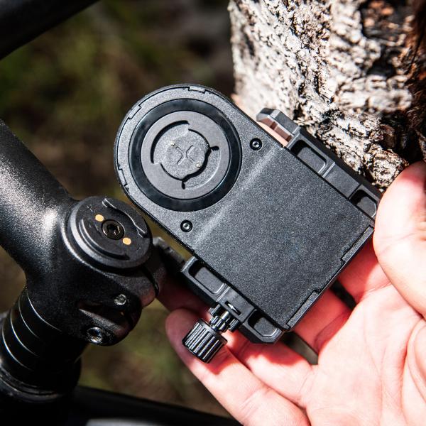 SP Connect Universal Charging Phone Clamp SPC+ E-Cap 10W schwarz  Produktbild 7