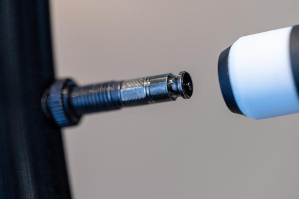 Schwalbe Tubeless Ventil Clik Valve 80 mm Set &agrave; 2 St&uuml;ck schwarz  Produktbild 2