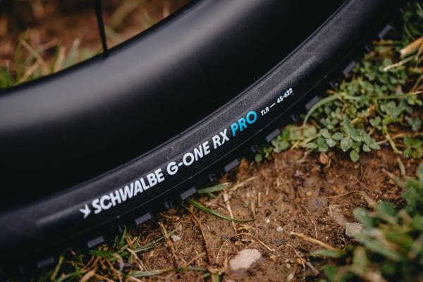 Schwalbe Pneu G-One RX 700x45C Race Pro Addix Race TL-Ready black  Produktbild 11
