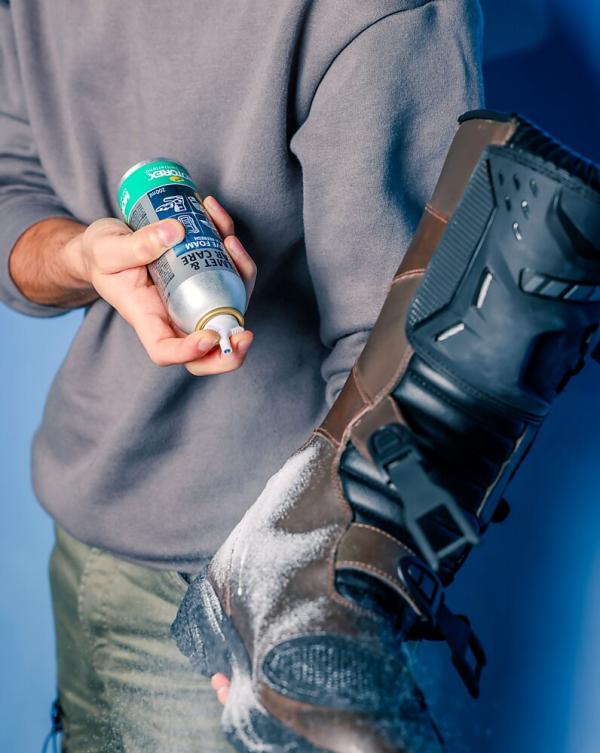 Motorex Helmet & Gear Care Spray 200 ml  Produktbild 2