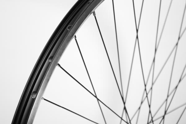 Laufrad hinten 28" 622x19 FHQC400HMAZAP 135mm 8-11-Gang V-Brake QR schwarz  Produktbild 3