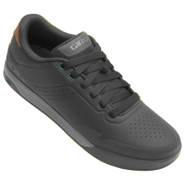 Giro Latch Shoe 50 black/dark shadow Herren Produktbild 1